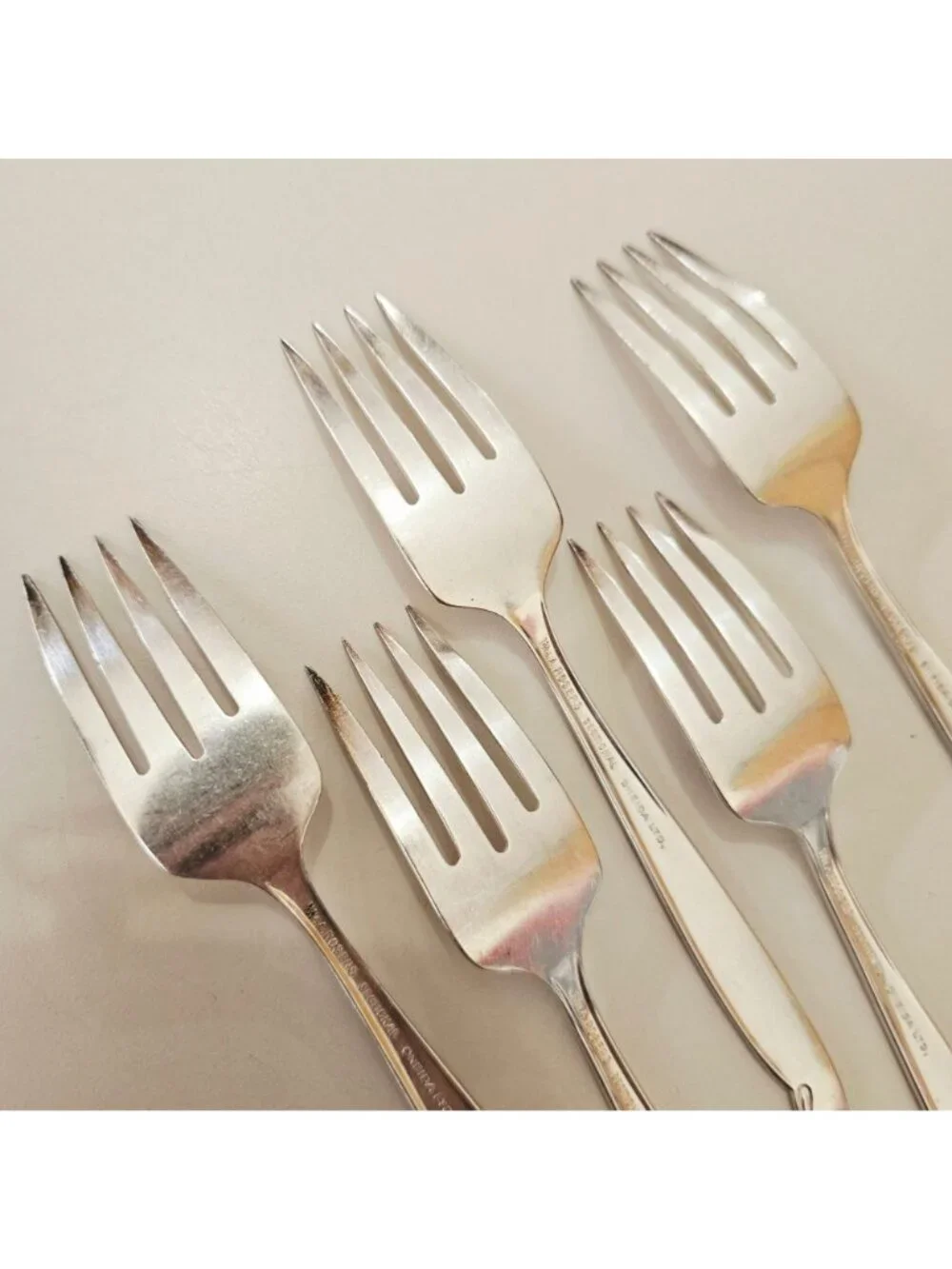 5 Oneida Lady Barbara Salad Forks 6